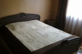 Daily Apartment Rent, 3 Room, Old building, Batumi, Khimshiashvili District
