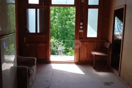 იყიდება სახლი, 4 ოთახიანი, ხაშური, ბრილი