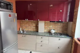 Аренда, 2 Kомнатная, Старое здание, Тбилиси, saburtalo