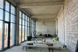 ქირავდება, უნივერსალური კომერციული  ფართი, ბალახვანი