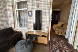 Apartment for sale, 3 Room, Old building, Tbilisi, Chugureti