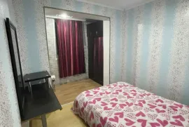 Продается квартира, 2 Kомнатная, Старое здание, Тбилиси, Варкетили