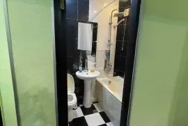 Продается квартира, 2 Kомнатная, Старое здание, Тбилиси, Варкетили