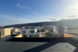 იყიდება სახლი, 11 ოთახიანი, თბილისი, დიდი დიღომი