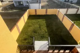 იყიდება სახლი, 11 ოთახიანი, თბილისი, დიდი დიღომი