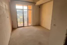 იყიდება სახლი, 11 ოთახიანი, თბილისი, დიდი დიღომი