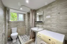 ქირავდება ბინა, 2 ოთახიანი, ძველი აშენებული, თბილისი, ჩუღურეთი