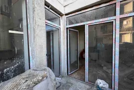 Аренда, 4 Kомнатная, Новостройка, Тбилиси, vake