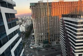 Продается квартира, 4 Kомнатная, Новостройка, Батуми