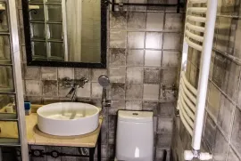 ქირავდება ბინა, 2 ოთახიანი, ახალი აშენებული, თბილისი, ვერა