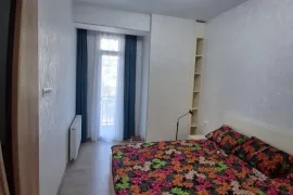 Аренда, 3 Kомнатная, Новостройка, Тбилиси