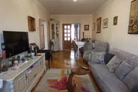 იყიდება ბინა, 3 ოთახიანი, ძველი აშენებული, თბილისი, დიდუბე