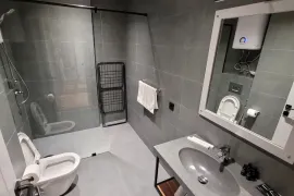 Продается квартира, 1 Kомнатная, Новостройка, Батуми, Makhinjauri