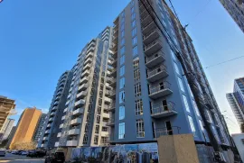 Продается квартира, 1 Kомнатная, Новостройка, Батуми, Район аэропорта