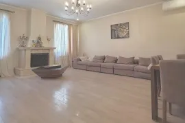 ქირავდება სახლი, 10 ოთახიანი, თბილისი, დიღომი 1-9