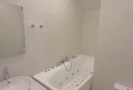 ქირავდება სახლი, 10 ოთახიანი, თბილისი, დიღომი 1-9