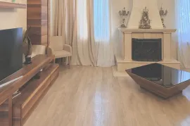 ქირავდება სახლი, 10 ოთახიანი, თბილისი, დიღომი 1-9