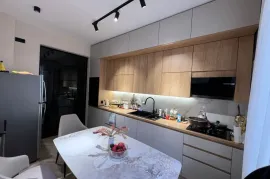 იყიდება სახლი, 5 ოთახიანი, თბილისის შემოგარენი, წყნეთი