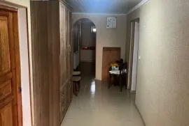 იყიდება სახლი, 5 ოთახიანი, თბილისის შემოგარენი, წყნეთი