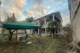 იყიდება სახლი, 5 ოთახიანი, თბილისის შემოგარენი, წყნეთი