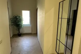 იყიდება სახლი, 5 ოთახიანი, თბილისის შემოგარენი, წყნეთი