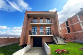 Продается Дом, 10 Kомнатная, Мцхетский район, Saguramo