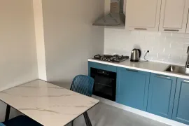 ქირავდება ბინა, 2 ოთახიანი, ახალი აშენებული, თბილისი, საბურთალო