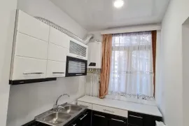 For Rent, 3 Room, Old building, Tbilisi, Chugureti