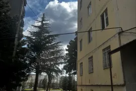 იყიდება, უნივერსალური კომერციული  ფართი, ვარკეთილი