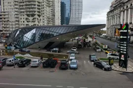 იყიდება ბინა, 4 ოთახიანი, ახალი აშენებული, ბათუმი, ხიმშიაშვილის უბანი