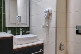 ქირავდება ბინა, 1 ოთახიანი, ახალი აშენებული, ბათუმი, აეროპორტის უბანი