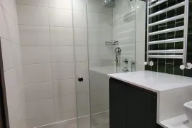 ქირავდება ბინა, 1 ოთახიანი, ახალი აშენებული, ბათუმი, აეროპორტის უბანი