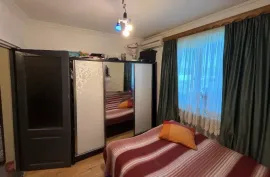 Продается квартира, 3 Kомнатная, Старое здание, Рустави, Новый Рустави