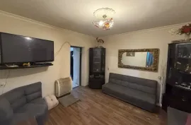 Продается квартира, 3 Kомнатная, Старое здание, Рустави, Новый Рустави