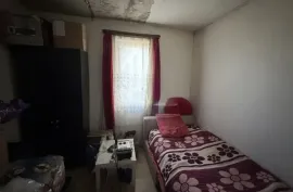 Продается квартира, 3 Kомнатная, Старое здание, Рустави, Новый Рустави