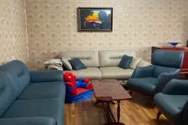 იყიდება ბინა, 9 ოთახიანი, ძველი აშენებული, თბილისი, საბურთალო