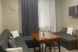 იყიდება ბინა, 9 ოთახიანი, ძველი აშენებული, თბილისი, საბურთალო