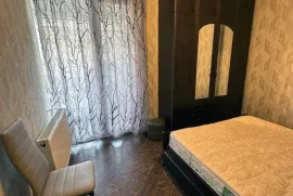 Аренда, 2 Kомнатная, Старое здание, Батуми, Химшиашвили Район