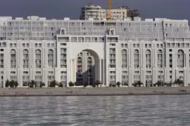 Аренда, 2 Kомнатная, Старое здание, Батуми, Химшиашвили Район