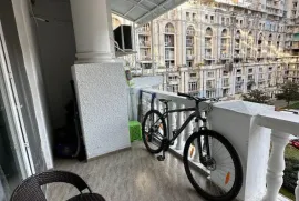 Аренда, 2 Kомнатная, Старое здание, Батуми, Химшиашвили Район