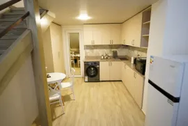 Аренда, 2 Kомнатная, Старое здание, Кутаиси, Поселок Агмашенебели