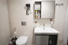 Аренда, 2 Kомнатная, Старое здание, Кутаиси, Поселок Агмашенебели