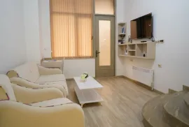 Аренда, 2 Kомнатная, Старое здание, Кутаиси, Поселок Агмашенебели