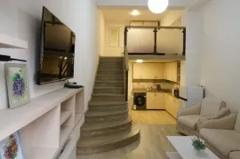 Аренда, 2 Kомнатная, Старое здание, Кутаиси, Поселок Агмашенебели