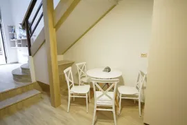 Аренда, 2 Kомнатная, Старое здание, Кутаиси, Поселок Агмашенебели