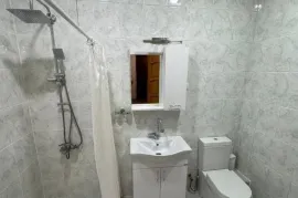 Продается квартира, 5 Kомнатная, Новостройка, Кобулетский Район