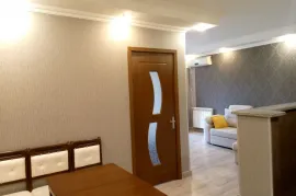 Продается квартира, 2 Kомнатная, Новостройка, Батуми, Руставельский район