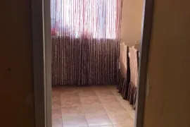 იყიდება ბინა, 3 ოთახიანი, ძველი აშენებული, თბილისი, საბურთალო