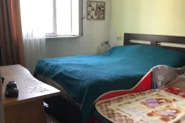 იყიდება ბინა, 3 ოთახიანი, ძველი აშენებული, თბილისი, საბურთალო