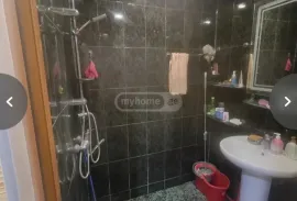 Продается квартира, 4 Kомнатная, Старое здание, Кутаиси, Застава